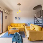 Sunny Poseidi Holiday home *